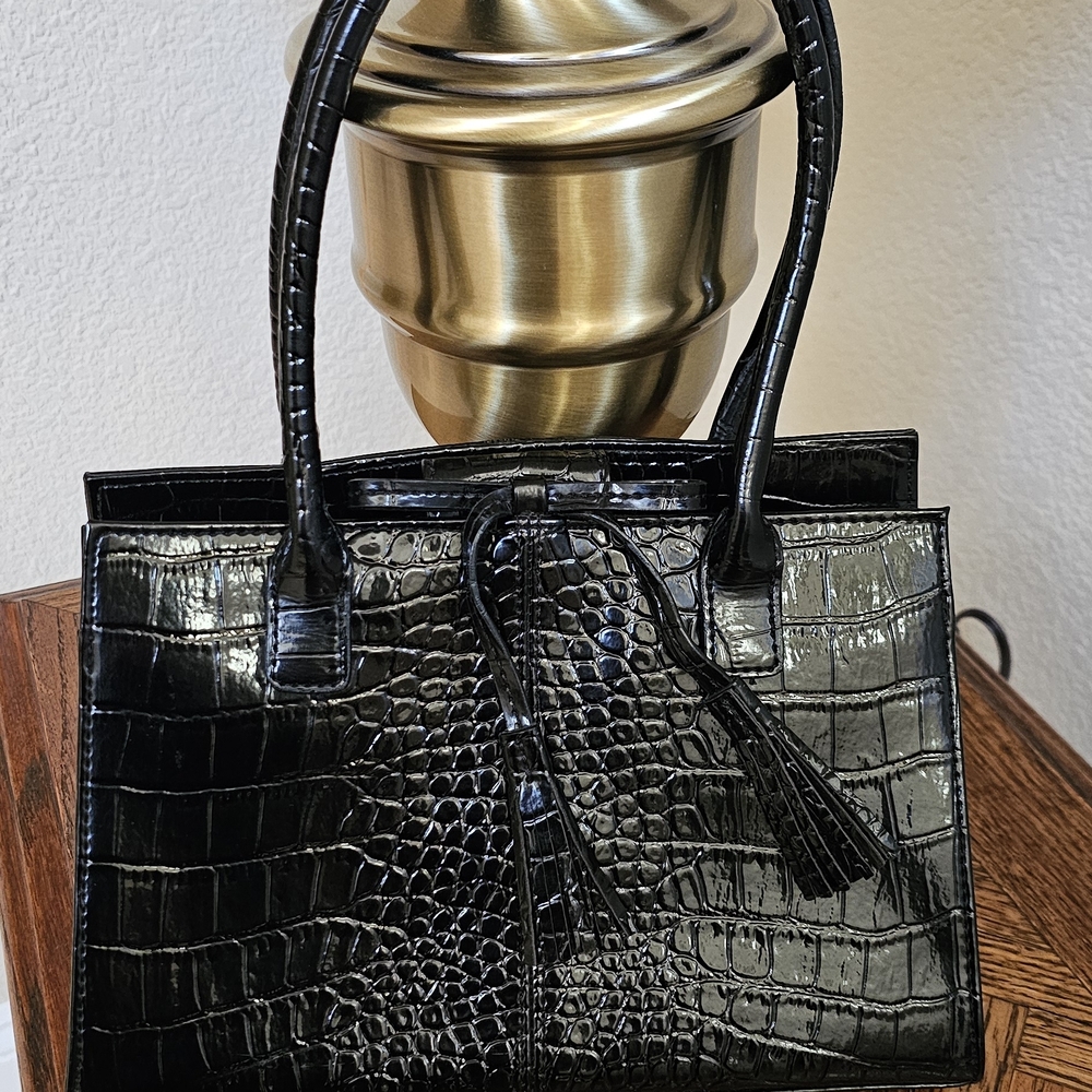Elegant Black Liz Claiborne Crocodile-Embossed Handbag